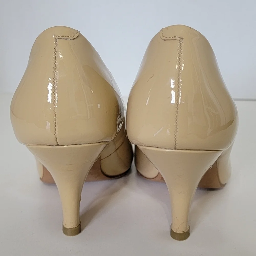 Vince Camuto Heels - Picture 4 of 8